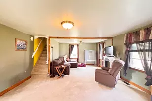 1285 Hickory St, Eldena, IL 61324 - Photo 3
