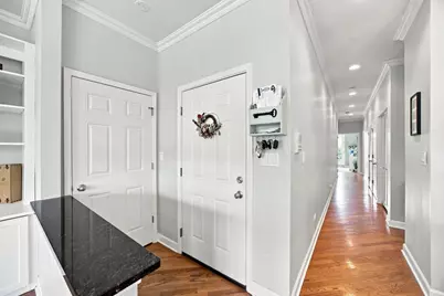 2033 W Division Street #3, Chicago, IL 60622 - Photo 3