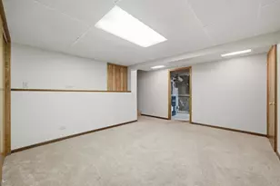 20650 N Florence Ave, Prairie View, IL 60069 - Photo 37