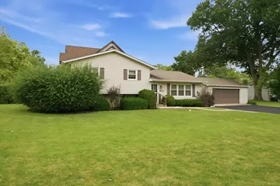 20650 N Florence Avenue, Prairie View, IL 60069 - Photo 5