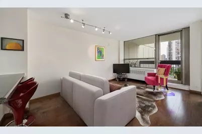 1360 N Sandburg Terrace #1106C, Chicago, IL 60610 - Photo 5