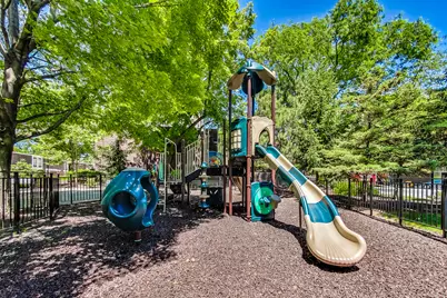 1360 N Sandburg Terrace #1106C, Chicago, IL 60610 - Photo 25