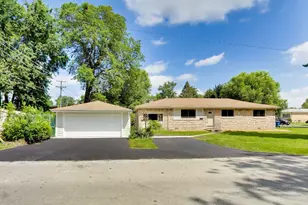 14340 Kostner Ave, Midlothian, IL 60445 - Photo 1