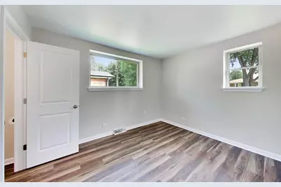 14340 Kostner Avenue, Midlothian, IL 60445 - Photo 13