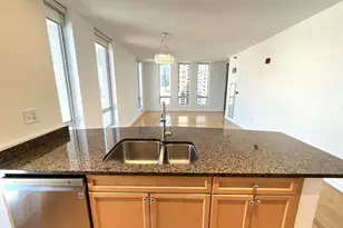 1250 S Michigan Ave, Chicago, IL 60605 - Photo 3