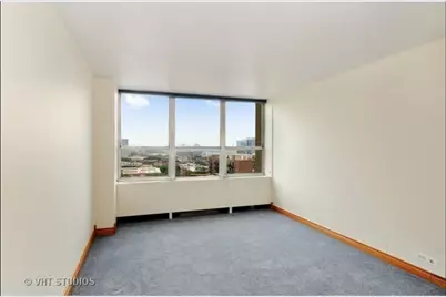 655 W Irving Park Road #1115, Chicago, IL 60613 - Photo 15