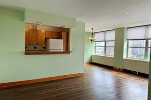 655 W Irving Park Rd, Chicago, IL 60613 - Photo 5
