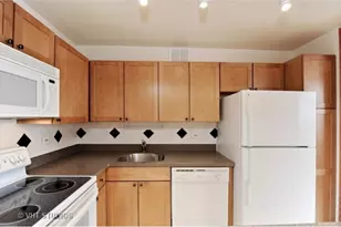 655 W Irving Park Rd, Chicago, IL 60613 - Photo 7