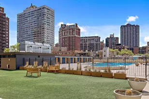 655 W Irving Park Rd, Chicago, IL 60613 - Photo 23