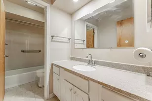 2314 W 111th St, Chicago, IL 60643 - Photo 15