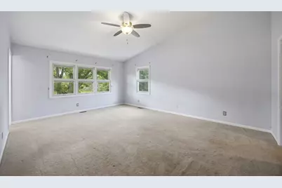 7N660 Cloverfield Circle, Saint Charles, IL 60175 - Photo 41