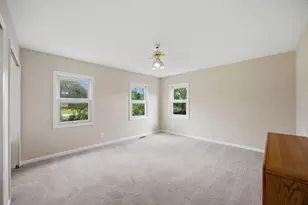7N660 Cloverfield Cir, Saint Charles, IL 60175 - Photo 35