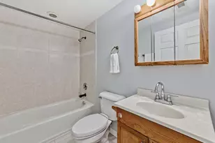 8000 Kilpatrick Ave, Skokie, IL 60076 - Photo 21