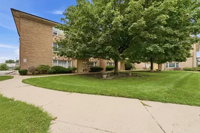 3180 W Meadow Lane Drive #43, Merrionette Park, IL 60803 - Photo 1