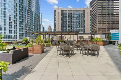 512 N McClurg Court #607, Chicago, IL 60611 - Photo 33