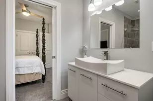 4603 S Calumet Ave, Chicago, IL 60653 - Photo 19