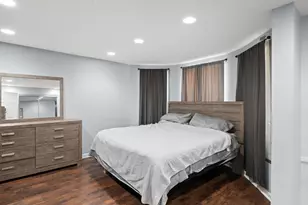 845 N Avers Ave, Chicago, IL 60651 - Photo 11