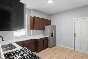 845 N Avers Ave, Chicago, IL 60651 - Photo 3