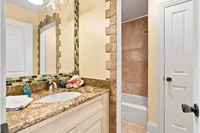 2281 Elmira Avenue, Des Plaines, IL 60018 - Photo 25