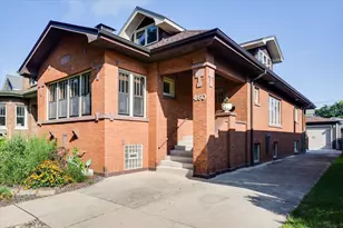 460 Lenox St, Oak Park, IL 60302 - Photo 1