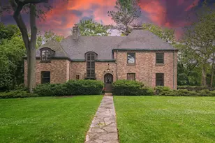102 Pine Rd, Barrington, IL 60010 - Photo 3