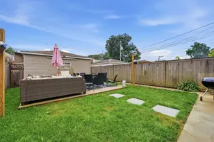7719 S Rhodes Ave, Chicago, IL 60619 - Photo 23