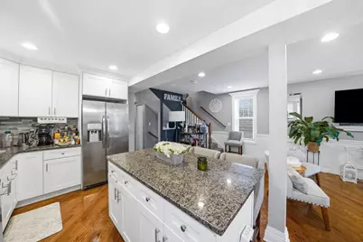 7719 S Rhodes Avenue, Chicago, IL 60619 - Photo 7