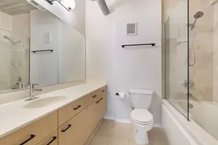 1440 S Michigan Ave, Chicago, IL 60605 - Photo 11