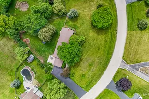 2116 N Pebble Dr, McHenry, IL 60051 - Photo 33