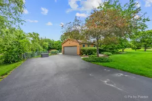 2116 N Pebble Dr, McHenry, IL 60051 - Photo 27