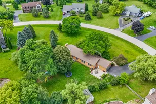 2116 N Pebble Dr, McHenry, IL 60051 - Photo 35