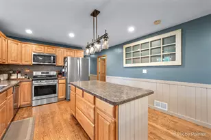 2116 N Pebble Dr, McHenry, IL 60051 - Photo 13