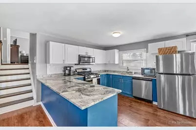105 Mellbrook Road, Bolingbrook, IL 60440 - Photo 7