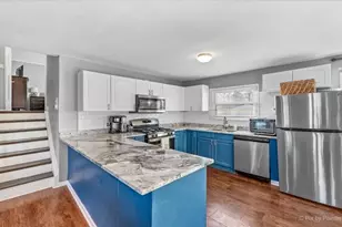 105 Mellbrook Rd, Bolingbrook, IL 60440 - Photo 7