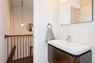 2322 W Augusta Blvd, Chicago, IL 60622 - Photo 9