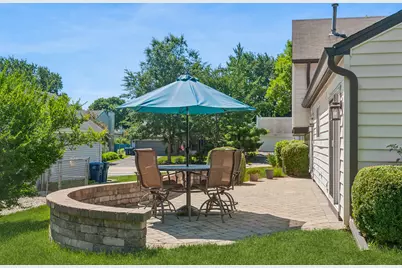 1987 Lawson Boulevard, Gurnee, IL 60031 - Photo 11