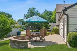 1987 Lawson Blvd, Gurnee, IL 60031 - Photo 11