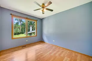 3900 W 155th St, Markham, IL 60428 - Photo 11