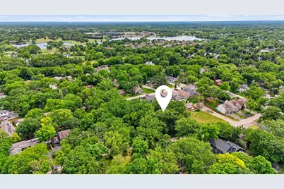 24011 N Valley Road, Lake Zurich, IL 60047 - Photo 3
