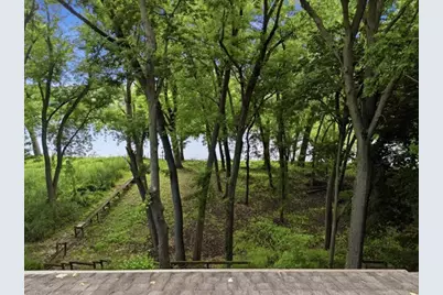 1024 Eustace, Dixon, IL 61021 - Photo 3