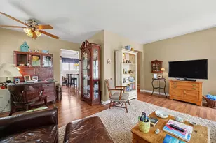 17156 Walter St, Lansing, IL 60438 - Photo 5