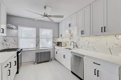 6 S Monterey Avenue #B, Villa Park, IL 60181 - Photo 5