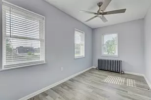6 S Monterey Ave, Villa Park, IL 60181 - Photo 11