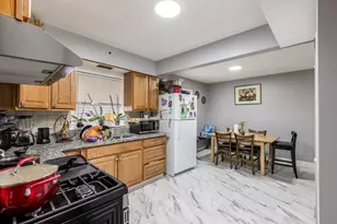 5038 N Harding Ave, Chicago, IL 60625 - Photo 11