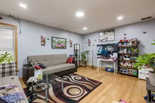 5038 N Harding Ave, Chicago, IL 60625 - Photo 13