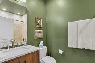 1937 W Diversey Pkwy, Chicago, IL 60614 - Photo 3