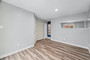 1835 W Oakdale Ave, Chicago, IL 60657 - Photo 21