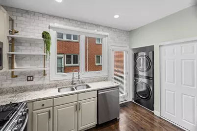 1835 W Oakdale Avenue #C, Chicago, IL 60657 - Photo 7