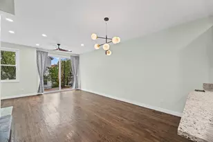 1835 W Oakdale Ave, Chicago, IL 60657 - Photo 3