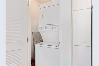 1720 Maple Avenue #2470, Evanston, IL 60201 - Photo 9